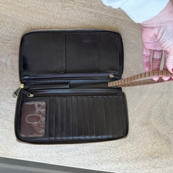 BRAHMIN Skylar Wristlet Wallet Blue Gold Croc Embossed Leather Zip Organizer EUC